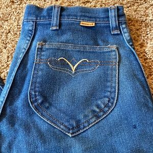MADE IN USA! Vintage 60’s/70’s Ladies Rustler. 26 Waist/32 Inseam. Totally RAD!